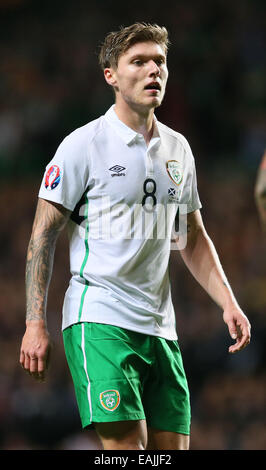 Glasgow, Royaume-Uni. 14Th Nov, 2014. Jeff Hendrick de l'Irlande - l'UEFA Euro 2016 Qualifications - l'Ecosse contre la République d'Irlande - Celtic Park - Glasgow - Ecosse - 14 novembre 2014 - Photo Simon Bellis/Sportimage © csm/Alamy Live News Banque D'Images