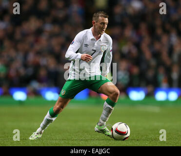 Glasgow, Royaume-Uni. 14Th Nov, 2014. Aiden McGready d'Irlande - UEFA Euro 2016 Qualifications - l'Ecosse contre la République d'Irlande - Celtic Park - Glasgow - Ecosse - 14 novembre 2014 - Photo Simon Bellis/Sportimage © csm/Alamy Live News Banque D'Images