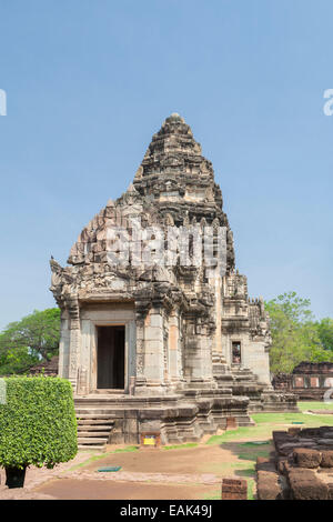 La tour principale du temple Prasat Hin Phimai, Phimai historical park, Thailand Banque D'Images