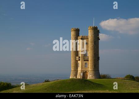 La tour de Broadway à l'automne, Cotswolds sunshine, Worcestershire, Angleterre, RU, FR, Europe Banque D'Images