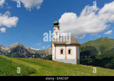 L'église Holy Trinity, Oberfrohn, Frohn, Lesachtal, Hermagor, Carinthie, Autriche Banque D'Images