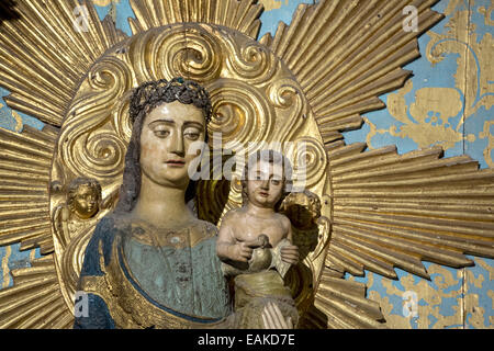 Autel de Marie avec Jésus, la cathédrale da Sé, Barredo, Site du patrimoine culturel mondial de l'UNESCO, Barredo, Porto Banque D'Images