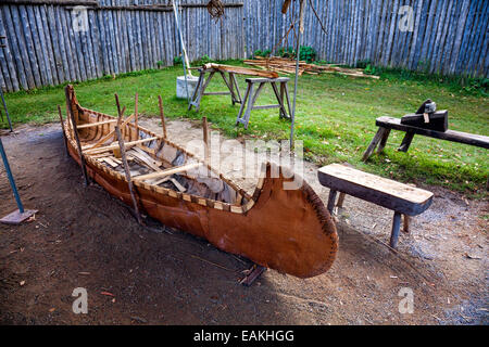 Canot en écorce de bouleau à Saint Marie chez les Hurons;authentique Original Native American Indian Village de Midland;Ontario;Canada Banque D'Images