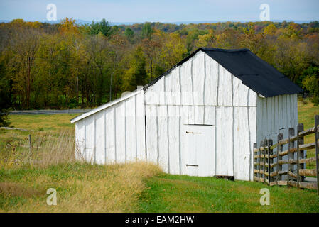 La ferme blanche faite sur la propriété de la ferme de Joseph Poffenberger, champ de bataille National d'Antietam, Sharpsburg, Maryland, USA. Banque D'Images