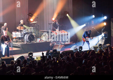 Les promotions Performance Live - The Roundhouse Camden - Londres Banque D'Images