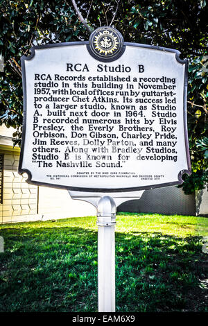 Plaque de rue prend note de l'emplacement de la légendaire studio B de RCA sur Music Row à Nashville, TN Banque D'Images