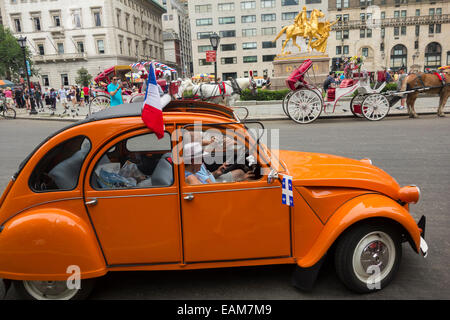 Citroen car show à la Bastille Day Parade à NEW YORK Banque D'Images