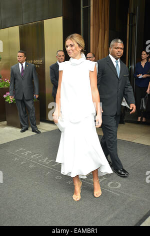 New York Candids comprend : Serinda Swan Où : Manhattan, New York, United States Quand : 15 mai 2014 Banque D'Images