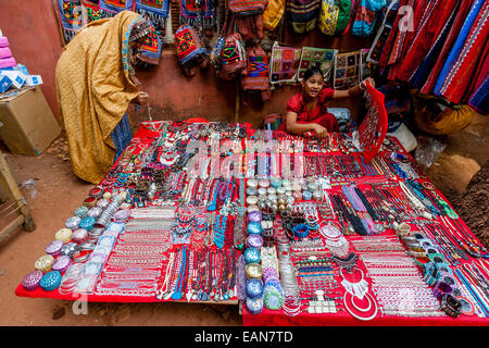 Marché aux puces d'Anjuna, Anjuna, Inde Banque D'Images