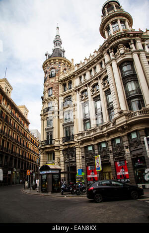 Rues et bâtiments à Madrid, Espagne Banque D'Images