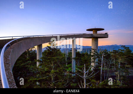 Clingman's Dome observatoire au sommet dans les Great Smoky Mountains, North Carolina, USA. Banque D'Images