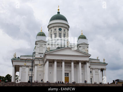 Cathédrale d'Helsinki au cours de temps couvert. Banque D'Images