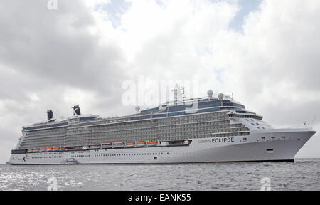 Une vue générale de l'Eclipse Celebrity Cruise ship prises le 13 décembre 2010. Banque D'Images