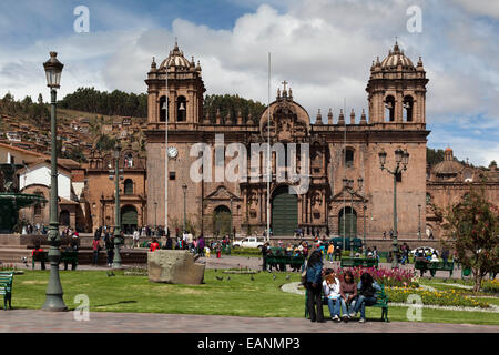 Basilique Cathédrale de l'Assomption de la vierge ou la cathédrale de Cusco, Cusco, Cuzco, Pérou, Amérique du Sud Banque D'Images