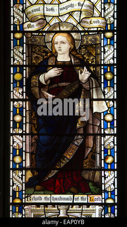 Vierge Marie vitraux de Burlison et Grylls, Cathédrale de Worcester, Royaume-Uni Banque D'Images