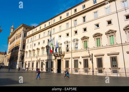 Palais Chigi, Piazza Colonna, centro storico, vieille ville, centre de Rome, Italie Banque D'Images