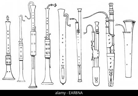 Diverses formes d'instruments à vent anciens, pommer, bombarde, hautbois, basson, verschiedene Formen von alten, Holzblasinstrumenten Banque D'Images