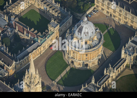 Une vue aérienne de la Radcliffe Camera, une bibliothèque à l'Université d'Oxford Banque D'Images