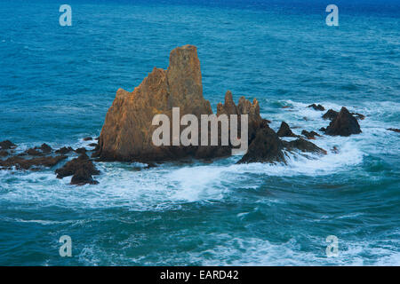 Arrecife de las Sirenas ou Reef des sirènes, Cabo de Gata, le parc naturel de Cabo de Gata-Nijar, Province d'Almería, Andalousie Banque D'Images