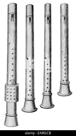 Quatre tailles de longues flûtes, xvie siècle, vier Größen von Langflöten, 16. Jahrhundert Banque D'Images