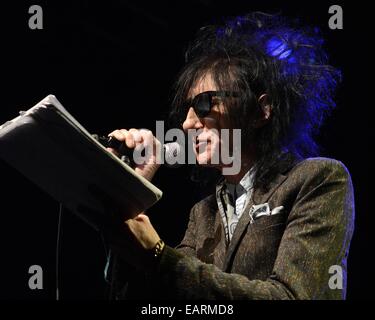 L'original "punk britannique poète' John Cooper Clarke effectue au vicaire Street... Avec : John Cooper Clarke Où : Test, l'Irlande Quand : 18 mai 2014 Banque D'Images