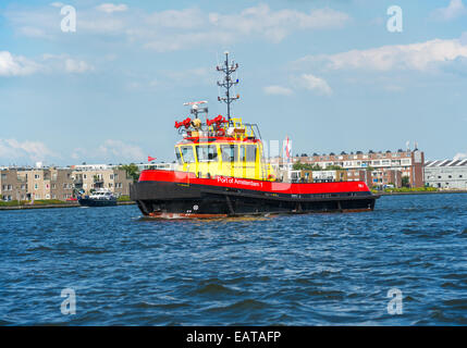 AMSTERDAM, vers août,2014:La Garde côtière canadienne Pilote pour contrôler la navigation dans le port d'Amsterdam sur circa Août 2014 Banque D'Images