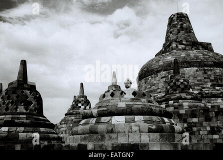 World Travel. Au Stupa monument bouddhiste de Borobudur à Magelang Yogyakarta en Indonésie en Asie du sud-est. Wanderlust Évasion Histoire Culture Banque D'Images