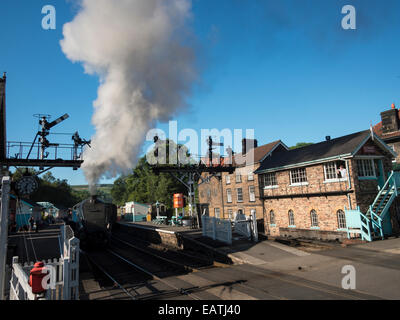 La classe A4 vintage locomotive vapeur Sir Nigel Gresley à Grosmont station sur le North Yorkshire Moors Railway, près de Whitby, No Banque D'Images