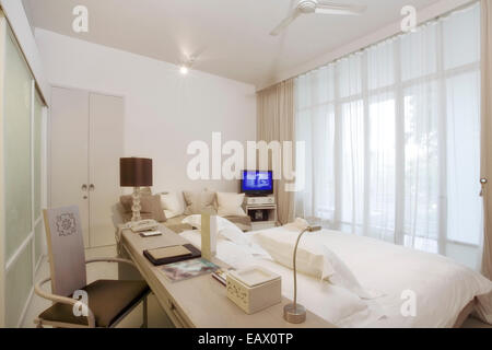 Vue panoramique de Nice chambre moderne et élégante. Banque D'Images