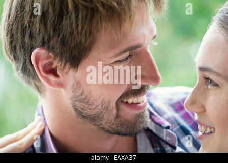 Jeune couple, portrait Banque D'Images