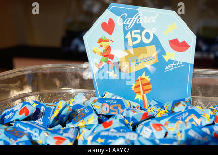Turin, Italie. 21 Nov, 2014. L'élégant San Carlo's Square accueille les 'onzième édition du festival de chocolat ou "CioccolaTò" avec le slogan : "tous les casse-tête pour le chocolat' et se tiendra jusqu'au 30 novembre 2014. Crédit : Elena Aquila/Pacific Press/Alamy Live News Banque D'Images