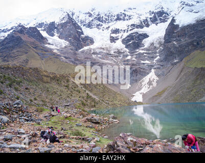 Lago humantay, le glacier humantay et montaña humantay, près de soraypampa, Pérou Banque D'Images