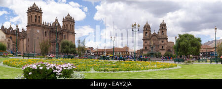 Des scènes de la autour de la Plaza de Armas de Cusco, Pérou. Banque D'Images