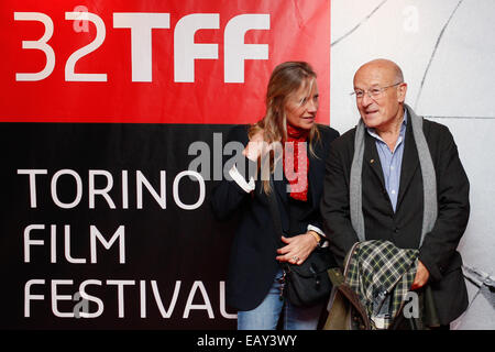 Turin, Italie. 21 Nov, 2014. Volker Schlondorff (directeur du film 'Baar') pose sur le tapis rouge à l'ouverture de la 32e Festival du Film de Turin. Crédit : Elena Aquila/Pacific Press/Alamy Live News Banque D'Images