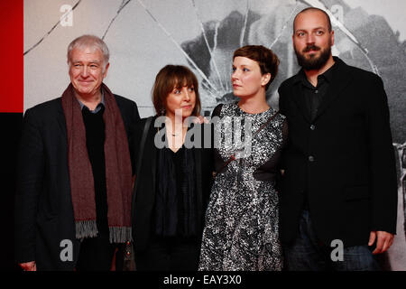 Turin, Italie. 21 Nov, 2014. Giury la FFT de pose sur le tapis rouge à l'ouverture de la 32e Festival du Film de Turin. Crédit : Elena Aquila/Pacific Press/Alamy Live News Banque D'Images