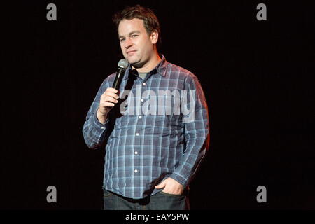 St Petersburg, Floride, USA. 21 Nov, 2014. MIKE BIRBIGLIA fonctionne à Mahaffey Theater. Credit : Brad Moore/ZUMA/ZUMAPRESS.com/Alamy fil Live News Banque D'Images