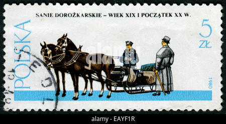 Pologne - circa 1980 : timbre imprimé en Pologne montre un chariot à cheval, vers 1980 Banque D'Images