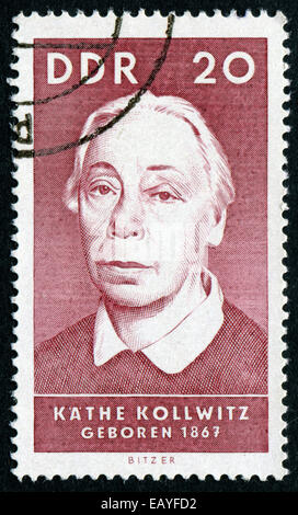 Allemagne - circa 1967 : stamp show la célèbre série des femmes montre image de Kathe Kollwitz (1867-1945), peintre et graphiste, Banque D'Images