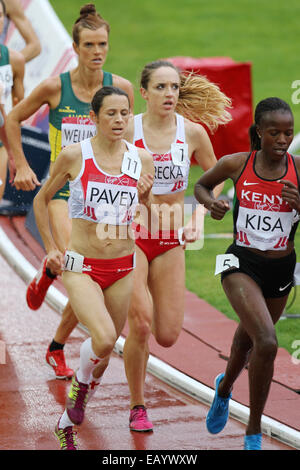 Jo PAVEY de l'Angleterre dans l'athlétisme de la Womens 5000 mètres finale à Hampden Park, dans les jeux du Commonwealth de 2014, Glasgow Banque D'Images