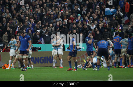 Paris, France. 23 novembre, 2014. Stade de France à Paris. Série d'automne International rugby série. La France contre l'Argentine. Hernandez et Sanchez (Argentine) célèbrent leur crédit : essayer Plus Sport Action Images/Alamy Live News Banque D'Images