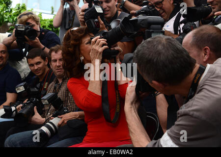 La 67e Assemblée annuelle du Festival du Film de Cannes - 'Sophia Loren présente Cannes Classic' - Photocall avec : Sophia Loren Où : Cannes, France Quand : 21 mai 2014 Banque D'Images