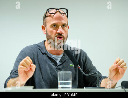 Hambourg, Allemagne. 22 Nov, 2014. Auteur James Frey présente son nouveau roman de science-fiction 'Endgame : l' appelant à Hambourg, Allemagne, 22 novembre 2014. Photo : Daniel Bockwoldt/dpa/Alamy Live News Banque D'Images