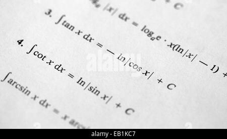 Équations mathématiques Banque D'Images