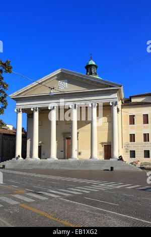 La Cathédrale, la Piazza del Duomo, Trévise, Italie, Vénétie. Banque D'Images