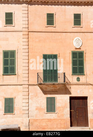 Vieux bâtiments espagnols à Ciutadella Menorca Banque D'Images