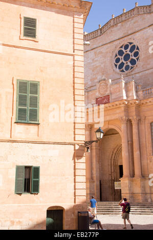 Vieux bâtiments espagnols à Ciutadella Menorca Banque D'Images