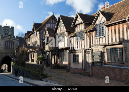 UK, Warwickshire, Warwick, le Seigneur Leycester, bâtiments historiques en bois de la fin du 14e siècle. Banque D'Images