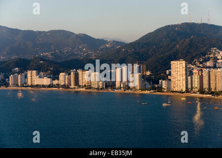 Hôtels à Baie d'Acapulco, Acapulco, Guerrero, Mexique Banque D'Images