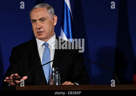 Amman, en Israël. 25Th Nov, 2014. Le Premier ministre israélien Benjamin Netanyahu, adresses Czech PM Sobotka lors d'une conférence de presse à la suite de consultations intergouvernementales et la signature d'accords au sein de l'hôtel King David. Sobotka dirigé une délégation de ministres en visite officielle en Israël. Credit : Alon Nir/Alamy Live News Banque D'Images