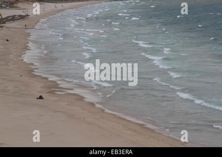 Beyrouth, Liban. 25 novembre, 2014. Les renforts de Beyrouth pour une importante tempête qui devrait durer plusieurs jours et affectent la plupart des régions du pays Crédit : amer ghazzal/Alamy Live News Banque D'Images